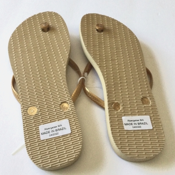 NWT Women's Havaianas Floral Flip Flops - Picture 7 of 9